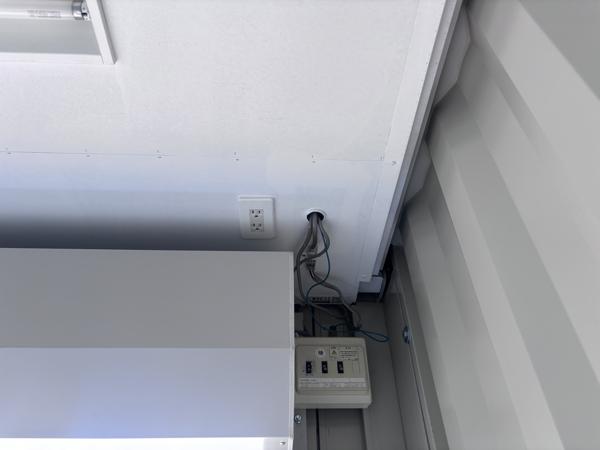 佐賀県佐賀出張所/展示場の中古ユニットハウス・プレハブ・コンテナハウス波板付き