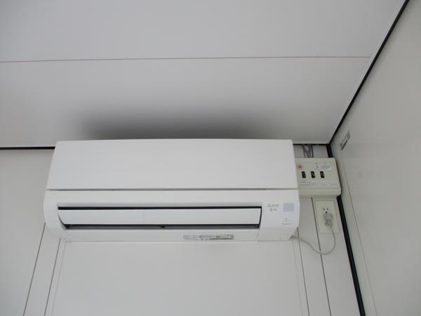 京都府亀岡店/展示場の新棟ユニットハウス・プレハブ・コンテナハウス47MSL(3.02坪)の各設備のエアコン
