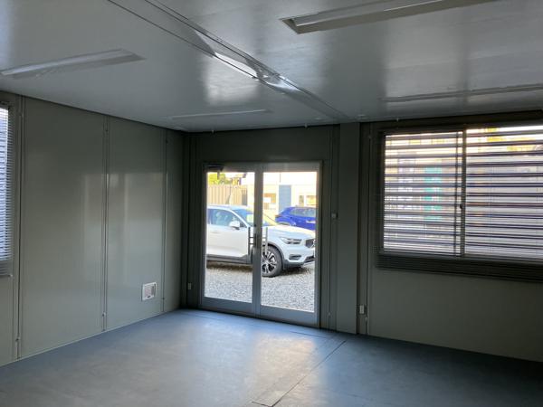 大分県大分東店/展示場の中古ユニットハウス・プレハブ・コンテナハウスCT-54J(7.86坪)の本体の内観