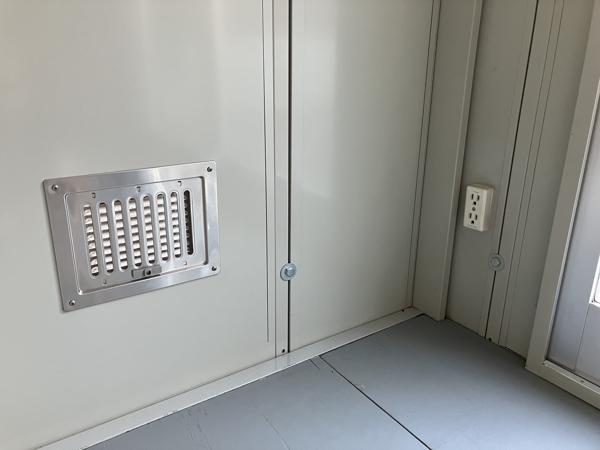 大分県大分東店/展示場の中古ユニットハウス・プレハブ・コンテナハウスCT-54J(7.86坪)の各設備の給気口