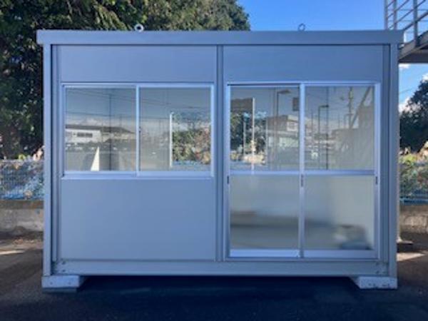 栃木県鹿沼店/展示場の新棟ユニットハウス・プレハブ・コンテナハウス38MSL(2.43坪)の本体の外観
