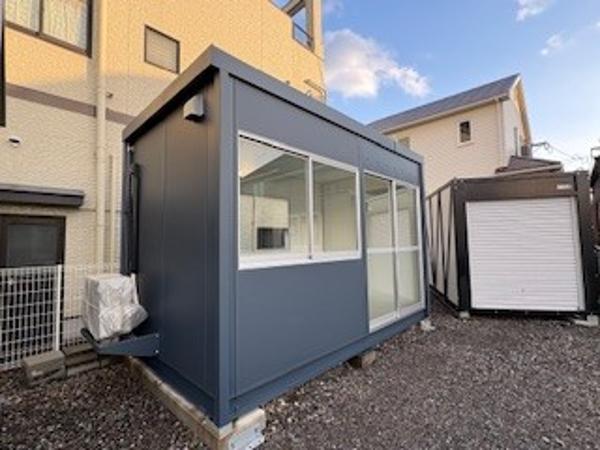 大分県大分東店/展示場の新棟ユニットハウス・プレハブ・コンテナハウス38MSL(2.43坪)の本体の外観