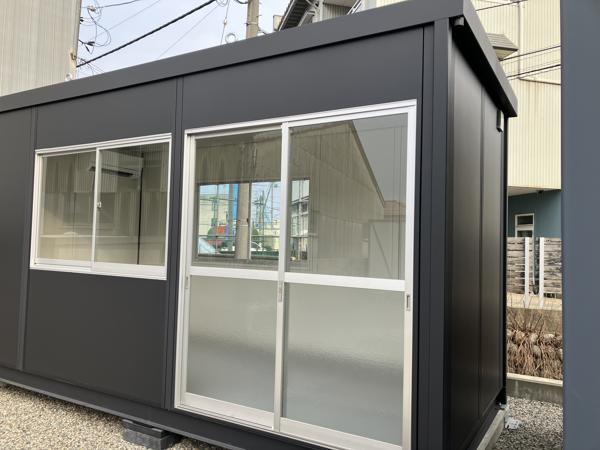 富山県高岡店/展示場の新棟ユニットハウス・プレハブ・コンテナハウス47MSL(3.02坪)の本体の外観