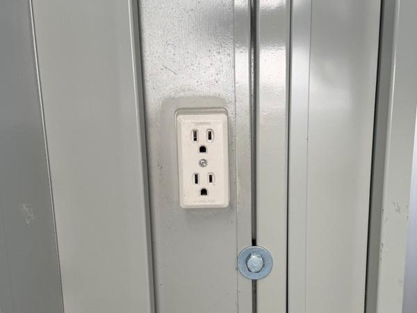 茨城県取手店/展示場の中古ユニットハウス・プレハブ・コンテナハウスCT-32JG(2.16坪)の各設備のコンセント