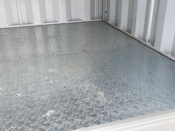 神奈川県厚木店/展示場の新棟ユニットハウス・プレハブ・コンテナハウスGORILLA(0.94坪)の本体の内観