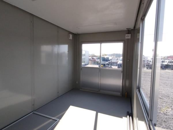 茨城県小美玉店/展示場の中古ユニットハウス・プレハブ・コンテナハウスCT-41J(2.83坪)の本体の内観