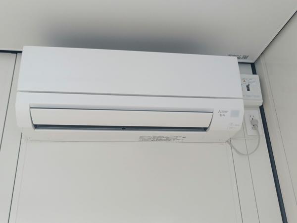 山梨県山梨出張所/総合展示場の新棟ユニットハウス・プレハブ・コンテナハウス47MSL(3.02坪)の各設備のエアコン