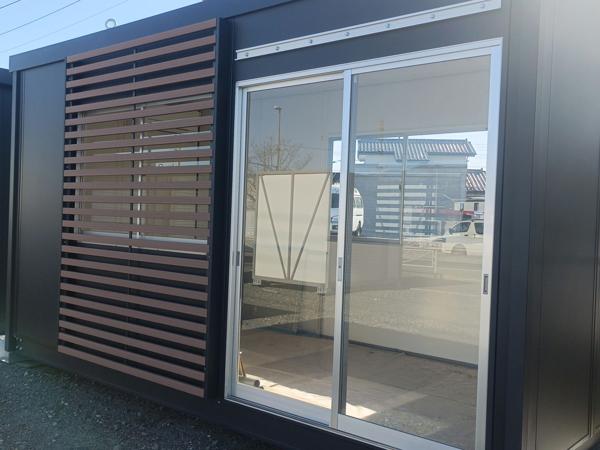 山梨県山梨出張所/総合展示場の新棟ユニットハウス・プレハブ・コンテナハウス47MSL(3.02坪)の本体の外観