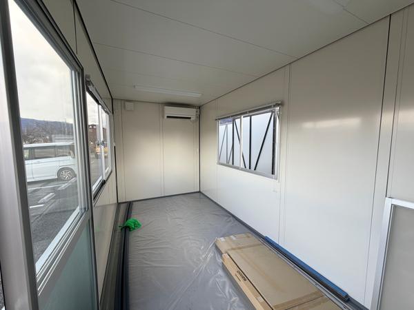山梨県笛吹一宮店/展示場の新棟ユニットハウス・プレハブ・コンテナハウス47MSL(3.02坪)の本体の内観
