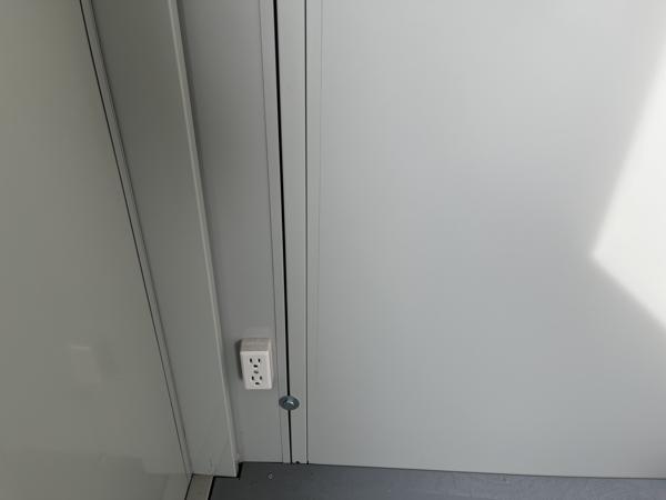 山梨県笛吹一宮店/展示場の中古ユニットハウス・プレハブ・コンテナハウスCT-54J(3.80坪)の各設備のコンセント