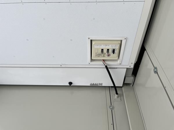 山梨県笛吹一宮店/展示場の中古ユニットハウス・プレハブ・コンテナハウスCT-54J(3.80坪)の各設備の分電盤