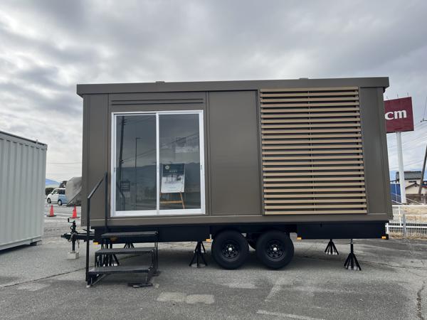 山梨県笛吹一宮店/展示場の中古ユニットハウス・プレハブ・コンテナハウスCT-54J(3.80坪)の本体の外観