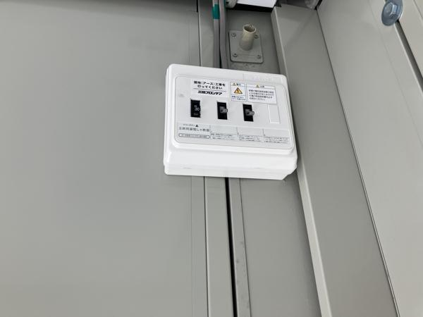 神奈川県秦野店/展示場の中古ユニットハウス・プレハブ・コンテナハウスCT-32J(2.16坪)の各設備の分電盤