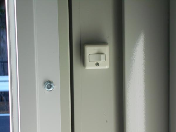 茨城県鹿嶋店/展示場の中古ユニットハウス・プレハブ・コンテナハウスCT-41JG(2.83坪)の各設備のスイッチ