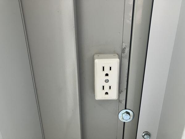 埼玉県本庄店/展示場の中古ユニットハウス・プレハブ・コンテナハウスCT-32JG(2.16坪)の各設備のコンセント