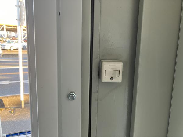 埼玉県本庄店/展示場の中古ユニットハウス・プレハブ・コンテナハウスCT-32JG(2.16坪)の各設備のスイッチ