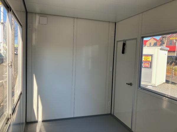 埼玉県さいたま営業所/展示場の新棟ユニットハウス・プレハブ・コンテナハウス38MSL(2.43坪)の本体の内観