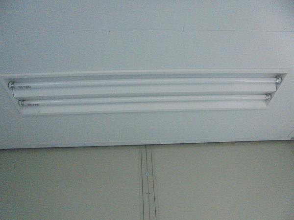 宮城県大崎店/展示場の中古ユニットハウス・プレハブ・コンテナハウスCT-32J(2.16坪)の各設備の照明器具