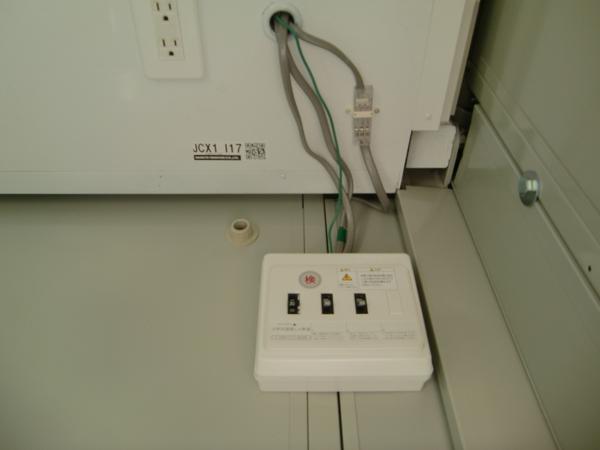 神奈川県平塚店/展示場の中古ユニットハウス・プレハブ・コンテナハウスCT-32J(2.16坪)の各設備の分電盤