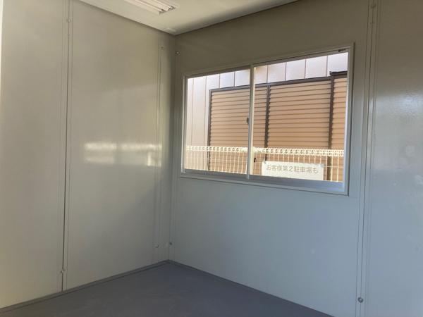 群馬県前橋店/展示場の中古ユニットハウス・プレハブ・コンテナハウスCT-32J(2.16坪)の本体の内観