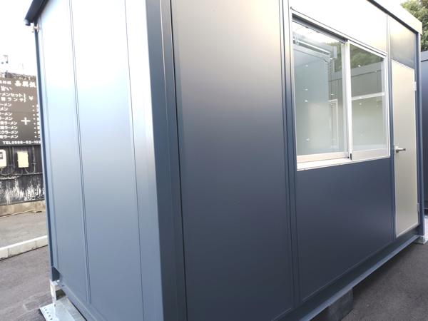三重県松阪店/展示場の新棟ユニットハウス・プレハブ・コンテナハウス38MSL(2.43坪)の本体の外観