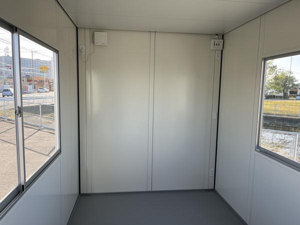 石川県小松店/展示場の新棟ユニットハウス・プレハブ・コンテナハウス38MSL(2.43坪)の本体の内観