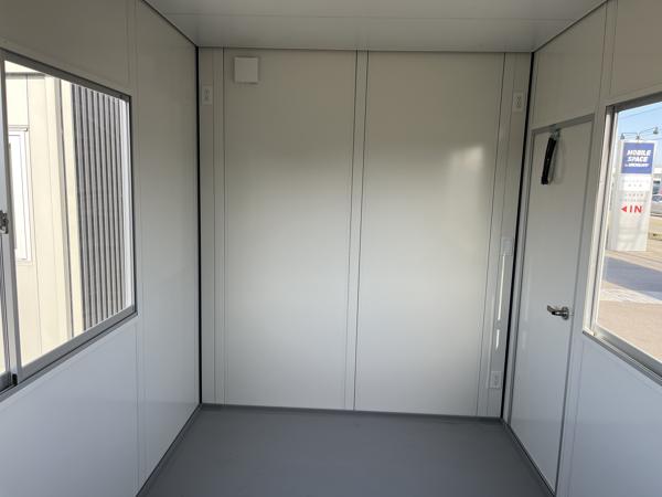 石川県小松店/展示場の新棟ユニットハウス・プレハブ・コンテナハウス38MSL(2.43坪)の本体の内観