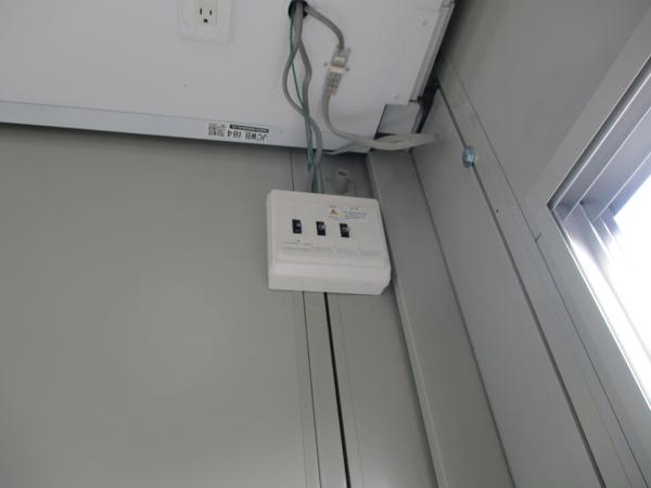 宮城県仙台総合展示場の中古ユニットハウス・プレハブ・コンテナハウスCT-32J(2.16坪)の各設備の分電盤