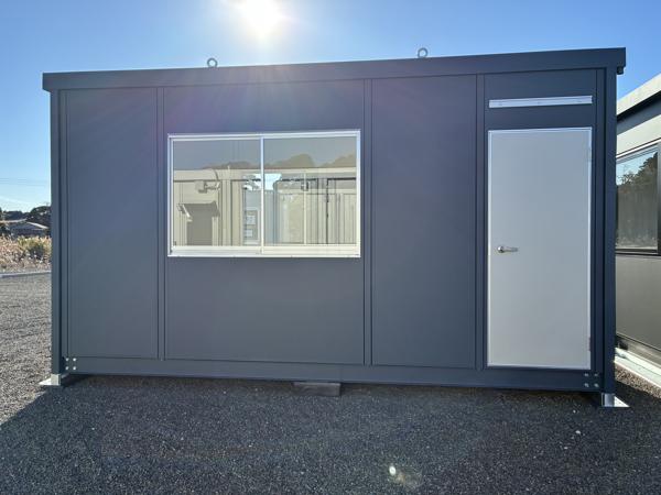 千葉県いすみ店/展示場の新棟ユニットハウス・プレハブ・コンテナハウス47MSL(3.02坪)の本体の外観