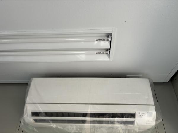 千葉県いすみ店/展示場の中古ユニットハウス・プレハブ・コンテナハウスCT-32J(2.16坪)の各設備のエアコン