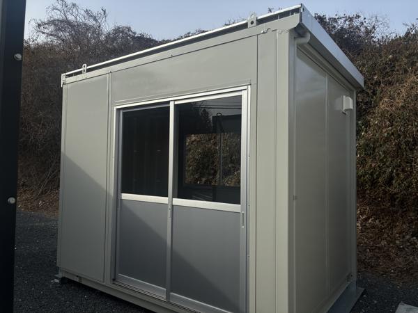 岩手県宮古店/展示場の中古ユニットハウス・プレハブ・コンテナハウスCT-32J(2.16坪)の本体の外観
