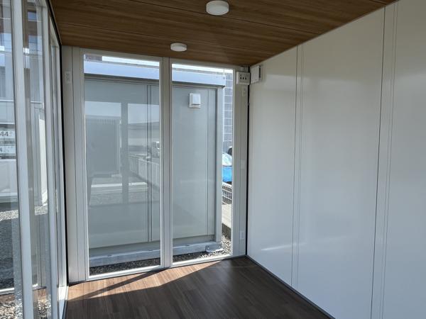 福井県福井店/展示場の新棟ユニットハウス・プレハブ・コンテナハウス38MSL(2.43坪)の本体の内観