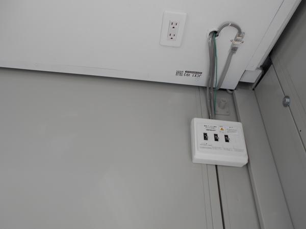 茨城県鹿嶋店/展示場の中古ユニットハウス・プレハブ・コンテナハウスCT-32J(2.16坪)の各設備の分電盤