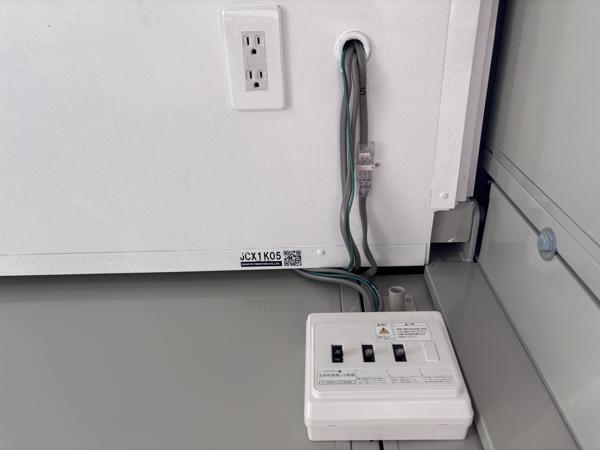 佐賀県佐賀出張所/展示場の中古ユニットハウス・プレハブ・コンテナハウスCT-32J(2.16坪)の各設備の分電盤