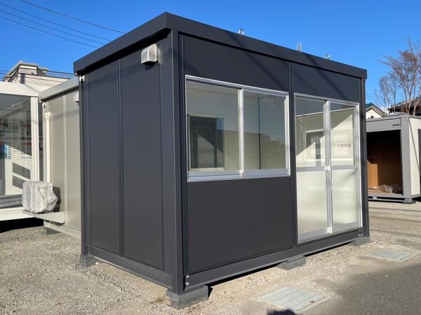 神奈川県厚木店/展示場の新棟ユニットハウス・プレハブ・コンテナハウス38MSL(2.43坪)の本体の外観