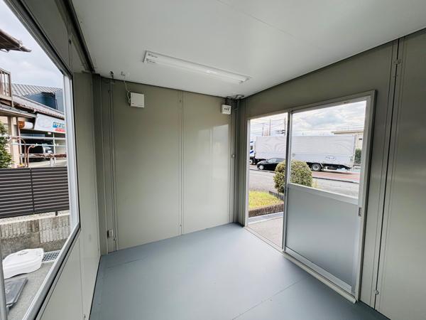 静岡県富士宮店/展示場の中古ユニットハウス・プレハブ・コンテナハウスCT-32J(2.16坪)の本体の内観
