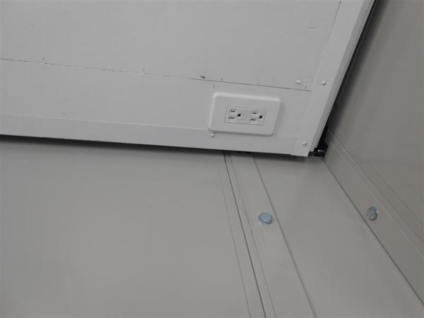 群馬県館林店/展示場の中古ユニットハウス・プレハブ・コンテナハウスCT-32J(2.16坪)の各設備のコンセント