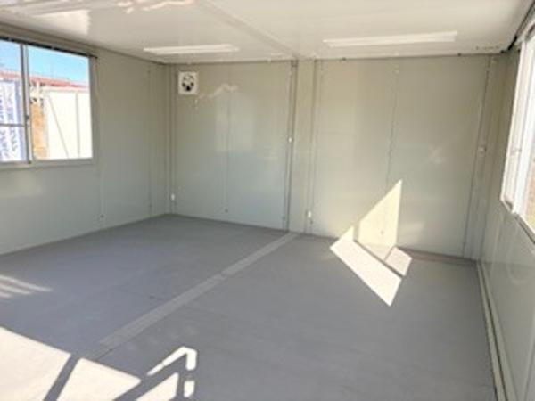 静岡県富士店/展示場の中古ユニットハウス・プレハブ・コンテナハウスCT-54J(7.78坪)の本体の内観