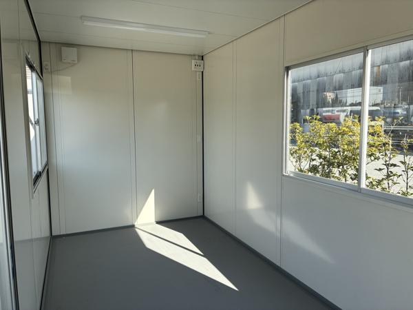 三重県四日市店/展示場の新棟ユニットハウス・プレハブ・コンテナハウス47MSL(3.02坪)の本体の内観