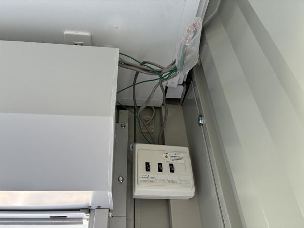 三重県四日市店/展示場の中古ユニットハウス・プレハブ・コンテナハウスCT-32JG(2.16坪)の各設備の分電盤