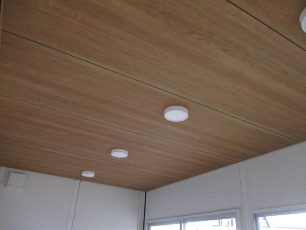京都府亀岡店/展示場の新棟ユニットハウス・プレハブ・コンテナハウス38MSL(2.43坪)の各設備の照明器具