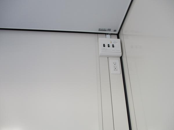 山口県岩国店/展示場の新棟ユニットハウス・プレハブ・コンテナハウス47MSL(3.02坪)の各設備の分電盤