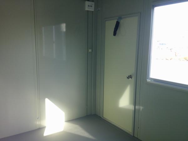 京都府木津川店/展示場の中古ユニットハウス・プレハブ・コンテナハウスCT-32J(2.16坪)の本体の内観