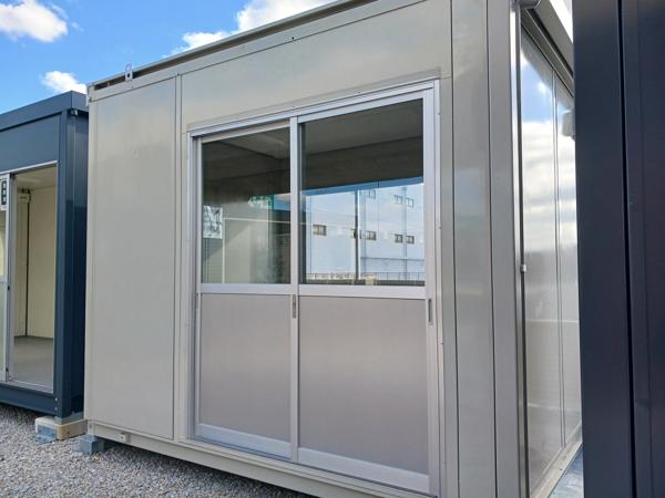 香川県高松出張所/展示場の中古ユニットハウス・プレハブ・コンテナハウスCT-32J(2.16坪)の本体の外観