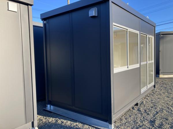 静岡県島田店/展示場の新棟ユニットハウス・プレハブ・コンテナハウス38MSL(2.43坪)の本体の外観