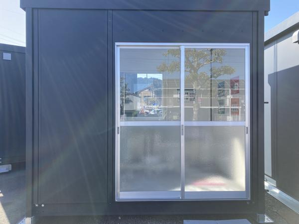 静岡県島田店/展示場の新棟ユニットハウス・プレハブ・コンテナハウス29MSL(1.84坪)の本体の外観