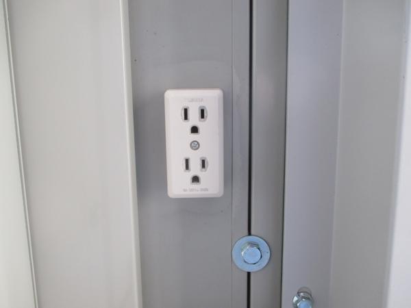 埼玉県加須店/展示場の中古ユニットハウス・プレハブ・コンテナハウスCT-32JG(2.16坪)の各設備のコンセント