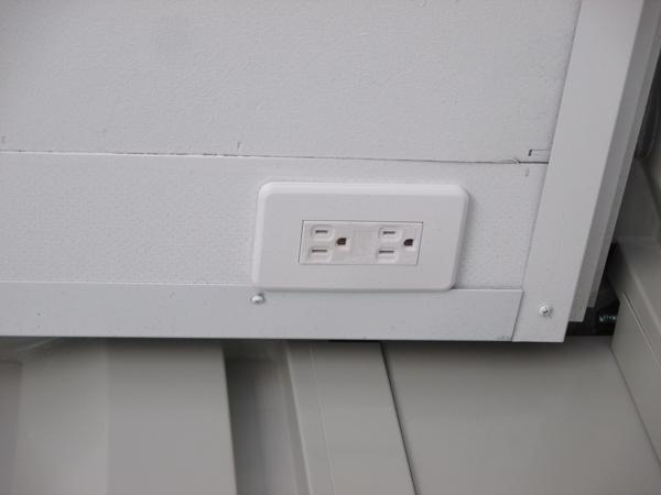 埼玉県加須店/展示場の中古ユニットハウス・プレハブ・コンテナハウスCT-32JG(2.16坪)の各設備のコンセント