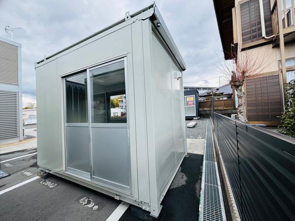 静岡県富士宮店/展示場の中古ユニットハウス・プレハブ・コンテナハウスCT-32J(2.16坪)の本体の外観