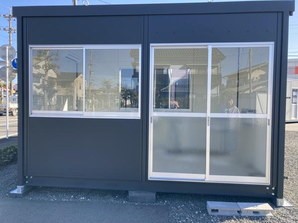 静岡県島田店/展示場の新棟ユニットハウス・プレハブ・コンテナハウス38MSL(2.43坪)の本体の外観